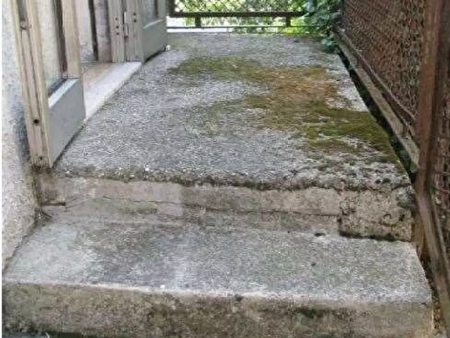 Immagine 35 di Porzione di casa in vendita  in Via G. Marconi 47 a Cavaion Veronese