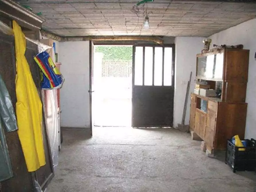 Immagine 37 di Porzione di casa in vendita  in Via G. Marconi 47 a Cavaion Veronese