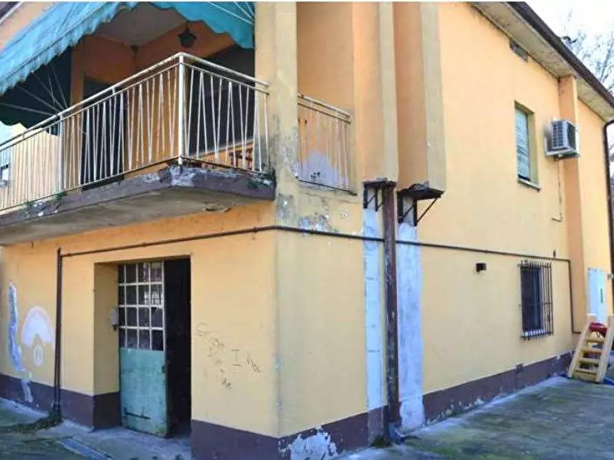 Immagine 17 di Appartamento in vendita  in Via Monsignor G. Fontana 23 a Isola Della Scala