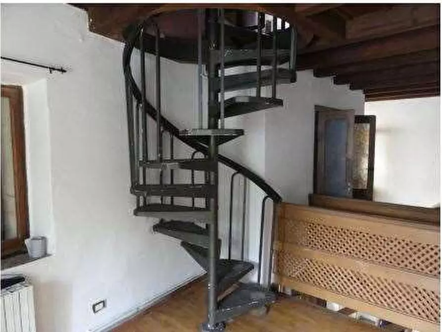 Immagine 15 di Porzione di casa in vendita  in Via San Giovanni Di Dio 1 a Mezzane Di Sotto