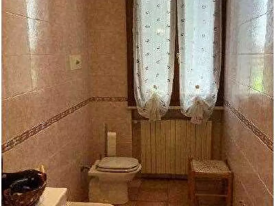 Immagine 21 di Porzione di casa in vendita  in Via Capitello 622 a Castagnaro
