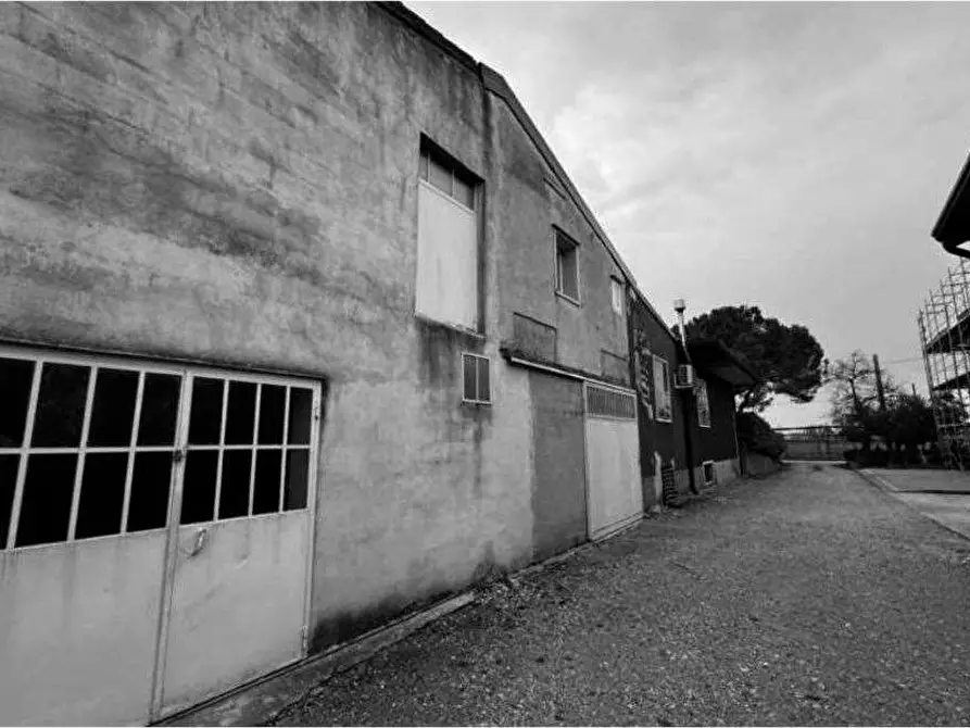 Immagine 10 di Porzione di casa in vendita  in Via Alpone 16 a Buttapietra