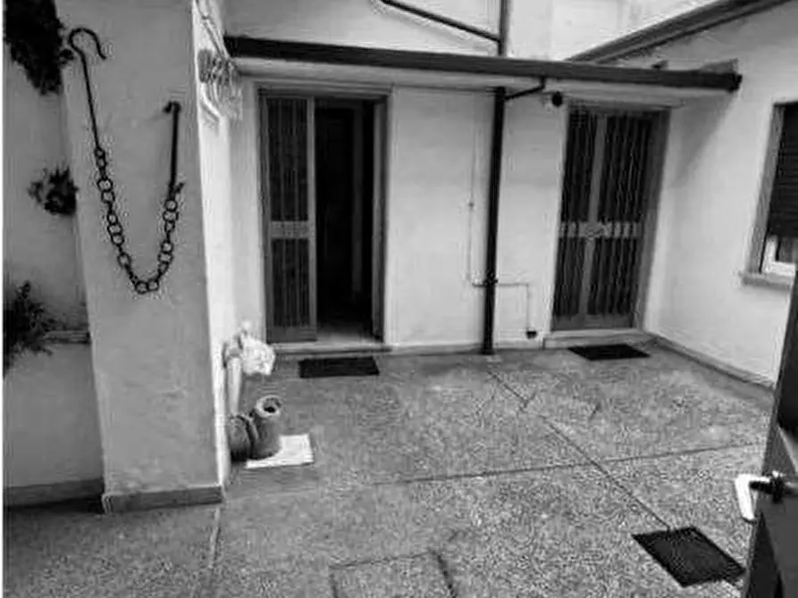 Immagine 4 di Porzione di casa in vendita  in vicolo Ospedale  12/A a San Giovanni Lupatoto