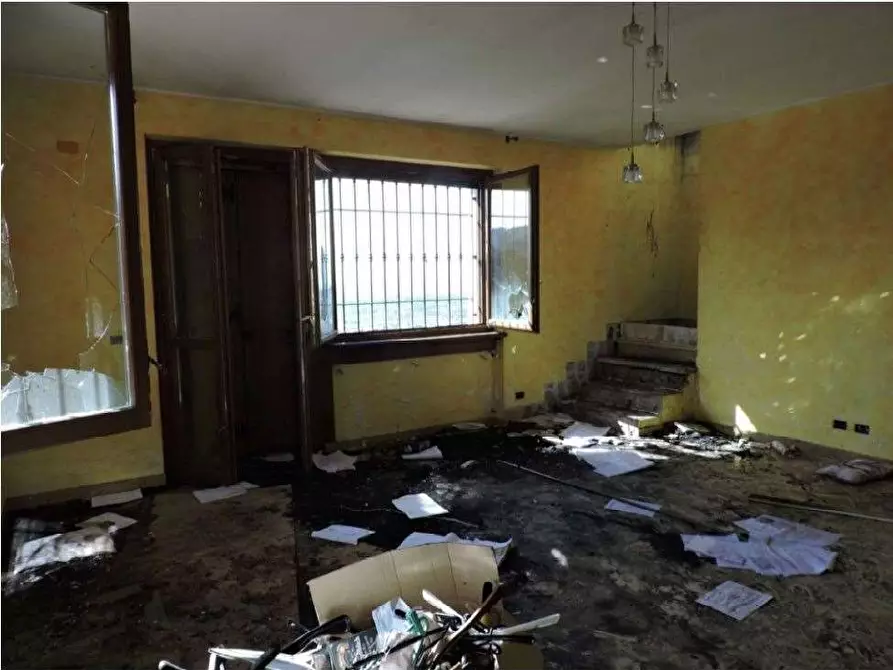 Immagine 10 di Villa in vendita  in Via Palazzin 5 a Negrar di Valpolicella