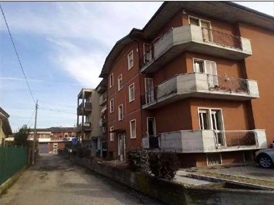 Immagine 4 di Appartamento in vendita  in Via Gramsci 68/A a Villafranca Di Verona