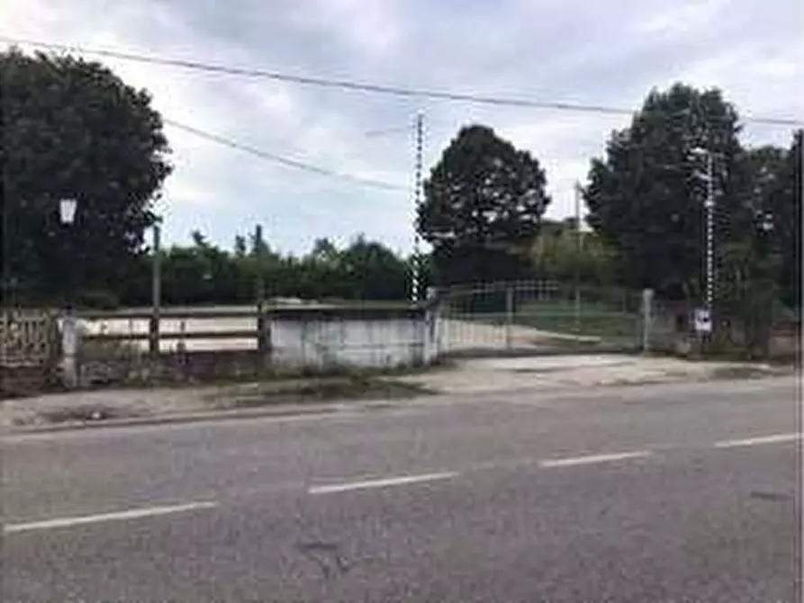 Immagine 3 di Porzione di casa in vendita  in Via Madonnina di Prabiano 11 a Villafranca Di Verona