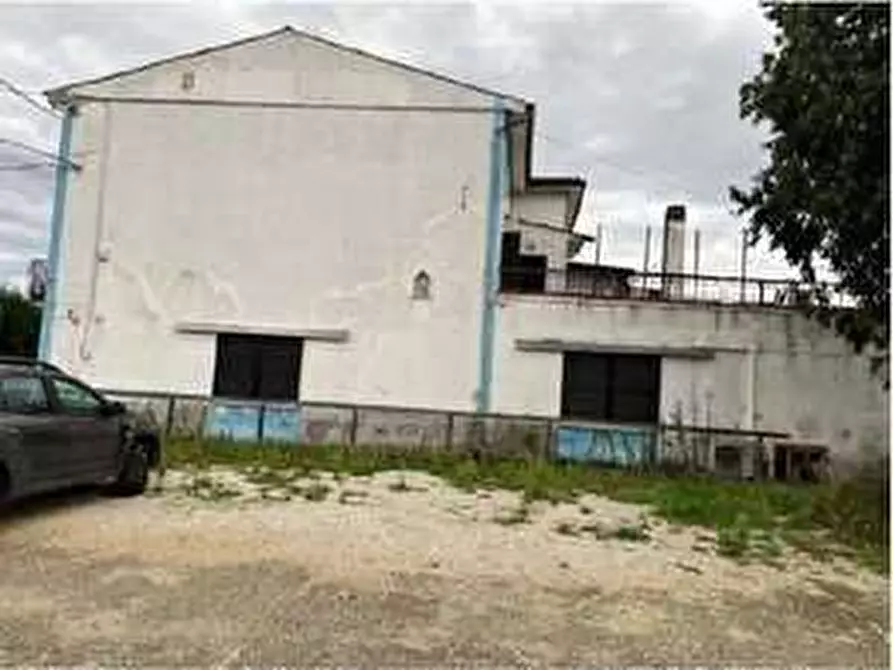 Immagine 5 di Porzione di casa in vendita  in Via Madonnina di Prabiano 11 a Villafranca Di Verona