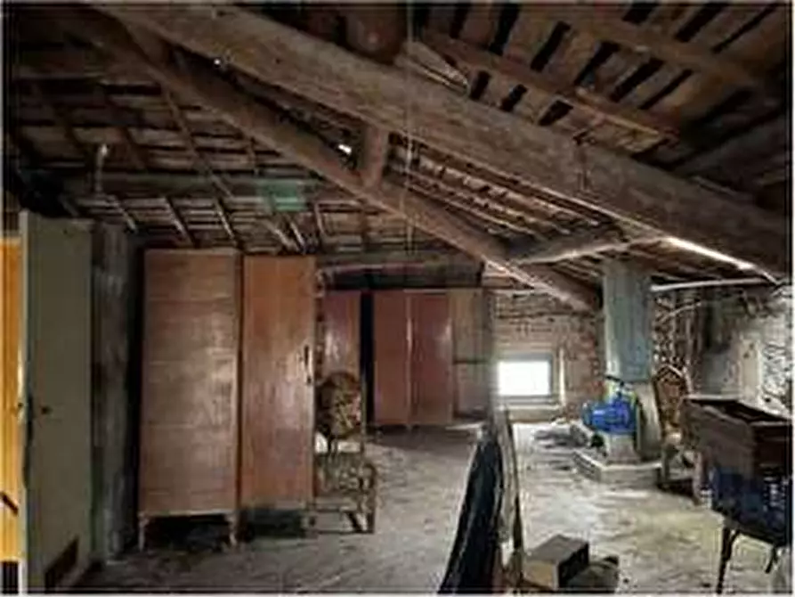 Immagine 46 di Porzione di casa in vendita  in Via Madonnina di Prabiano 11 a Villafranca Di Verona