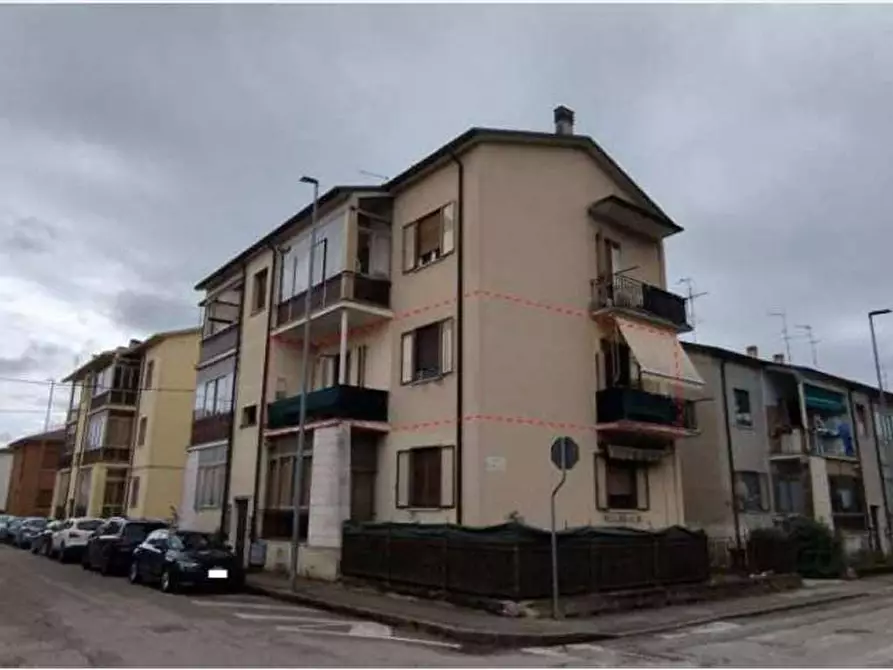 Immagine 1 di Appartamento in vendita  in Via Nino Bixio 30 a Legnago