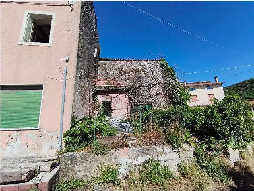 Immagine 2 di Porzione di casa in vendita  in Via Tolotti 3 a Montecchia Di Crosara