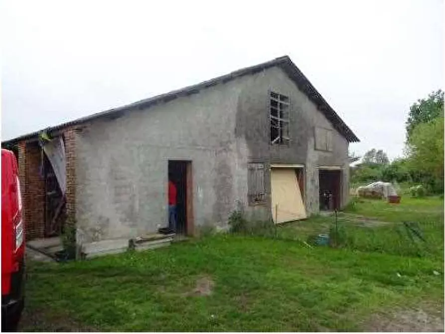 Immagine 16 di Porzione di casa in vendita  in Via Giacomo Leopardi 409/2 a Castagnaro