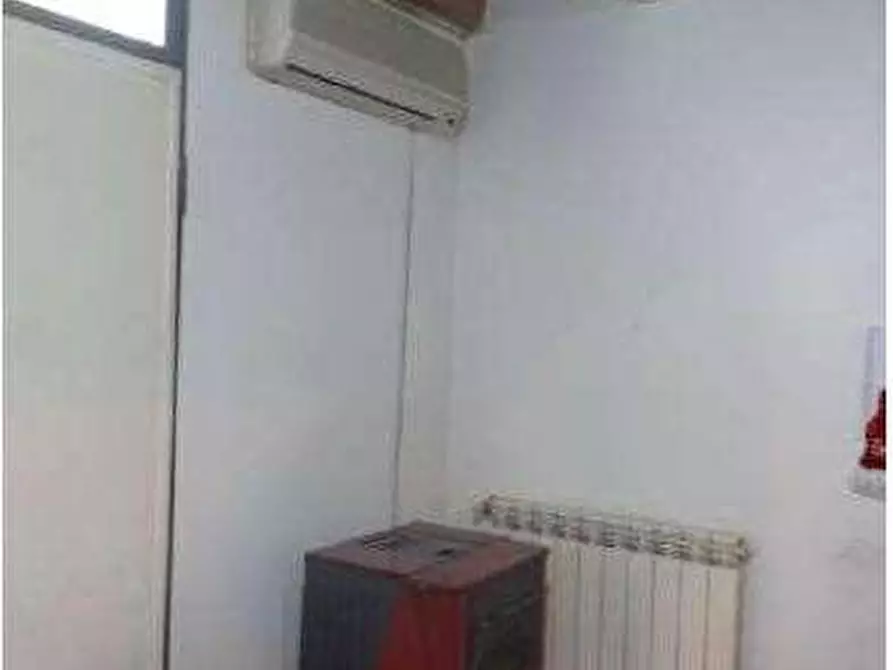 Immagine 19 di Porzione di casa in vendita  in Via Giacomo Leopardi 409/2 a Castagnaro