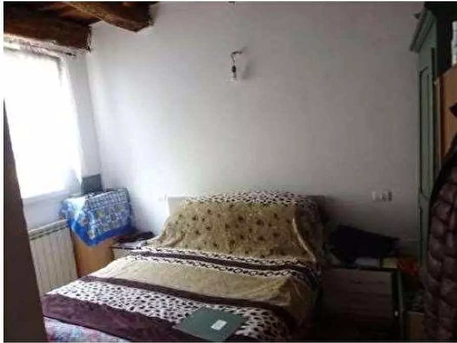 Immagine 27 di Porzione di casa in vendita  in Via Giacomo Leopardi 409/2 a Castagnaro