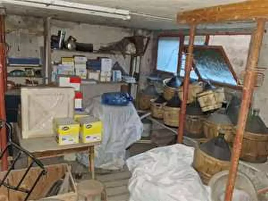 Immagine 48 di Porzione di casa in vendita  in Via Duca degli Abruzzi 59 a Villafranca Di Verona