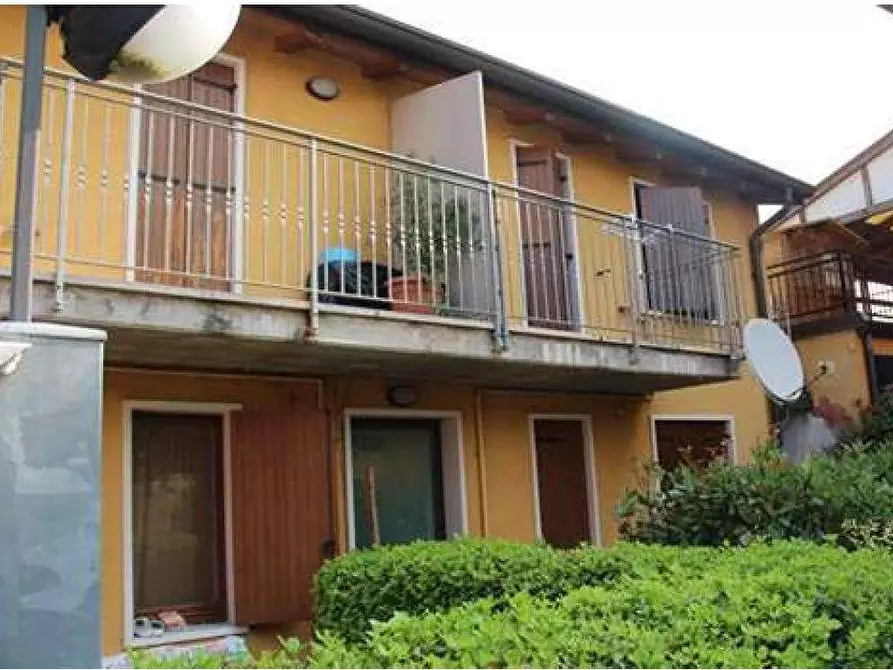 Immagine 2 di Appartamento in vendita  in Via Barrucchella 18 a Verona