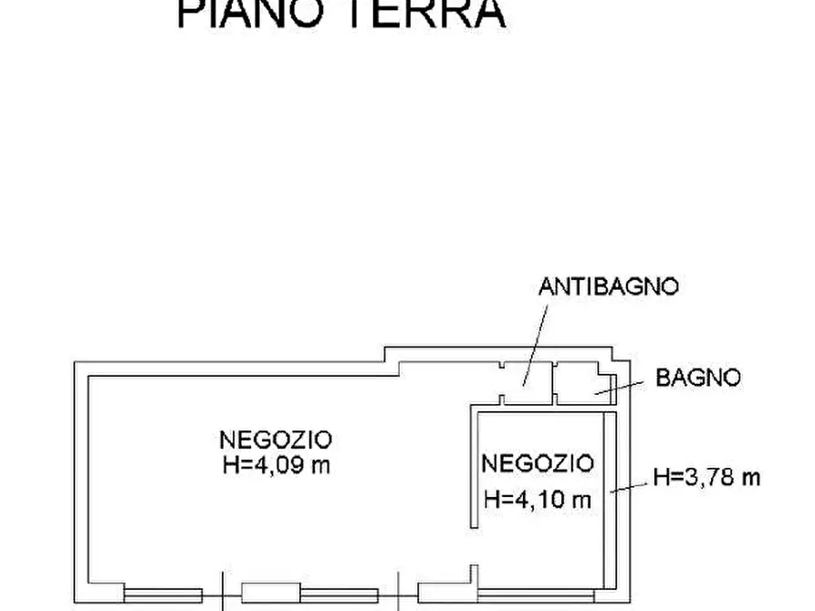 Immagine 16 di Negozio in vendita  in Via Cefalonia 9 a Verona