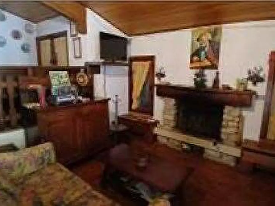 Immagine 12 di Villa in vendita  in Via Generale Graziani 1 a Ferrara Di Monte Baldo