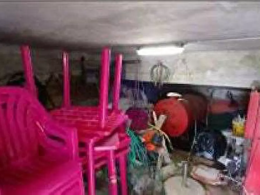 Immagine 25 di Villa in vendita  in Via Generale Graziani 1 a Ferrara Di Monte Baldo