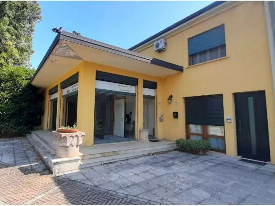 Immagine 3 di Appartamento in vendita  in Via Belle Arti 113 a Cerea