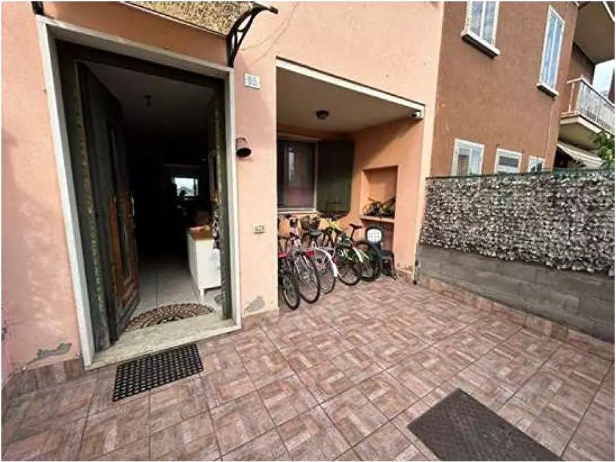 Immagine 5 di Porzione di casa in vendita  in Via Guglielmo Marconi  85 a San Giovanni Lupatoto