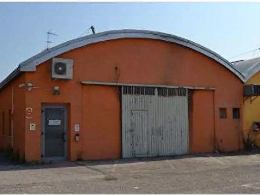 Immagine 12 di Capannone industriale in vendita  in Via Torricelli 27/B a Verona