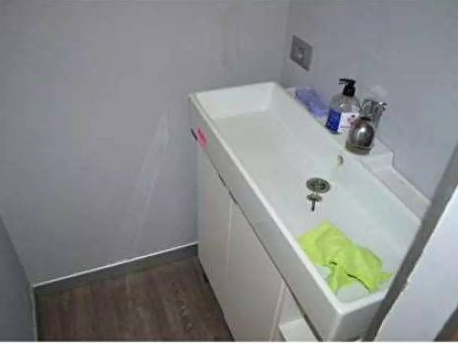 Immagine 30 di Capannone industriale in vendita  in Via Torricelli 27/B a Verona