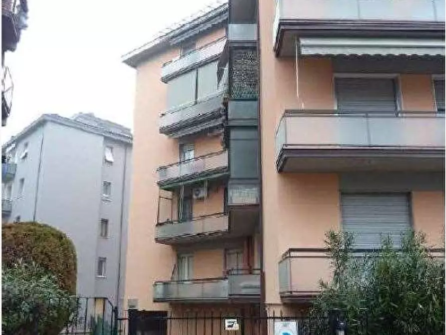 Immagine 20 di Appartamento in vendita  in Via Amerigo Vespucci  8 a Verona