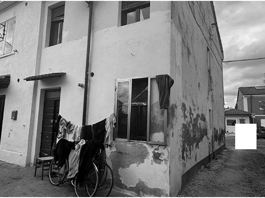 Immagine 5 di Porzione di casa in vendita  in Via XX Settembre  97 a Ronco All'adige