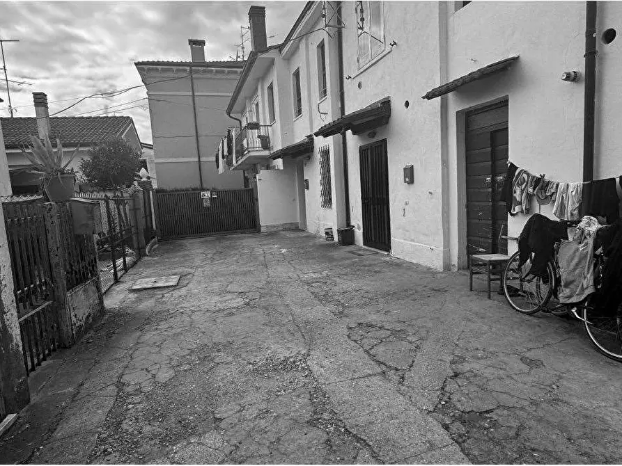 Immagine 6 di Porzione di casa in vendita  in Via XX Settembre  97 a Ronco All'adige