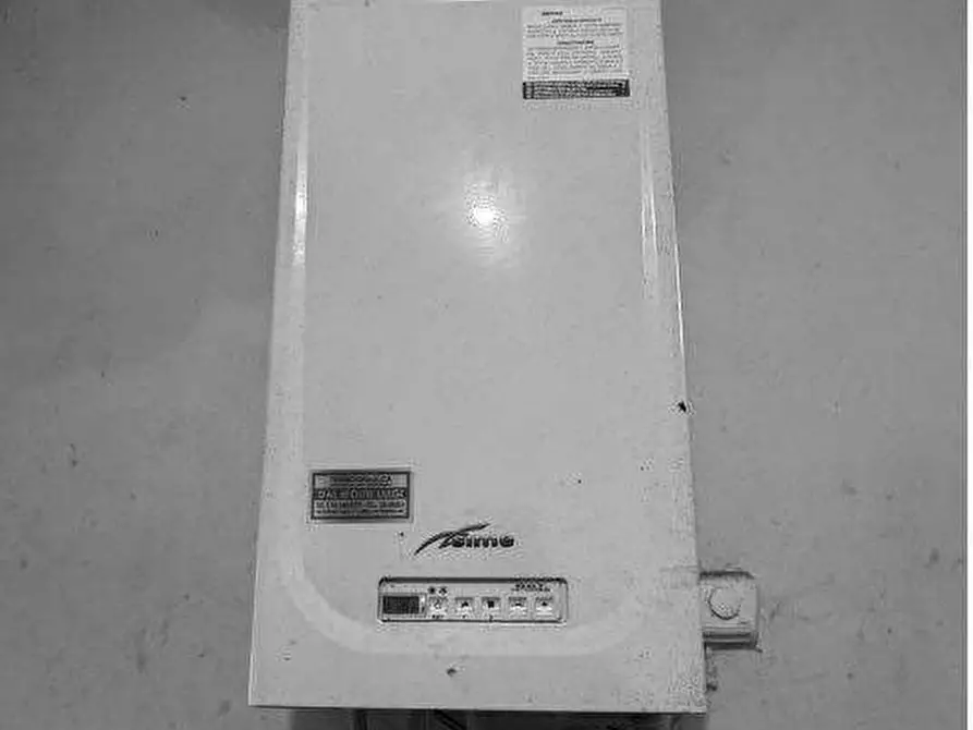 Immagine 14 di Porzione di casa in vendita  in Via XX Settembre  97 a Ronco All'adige