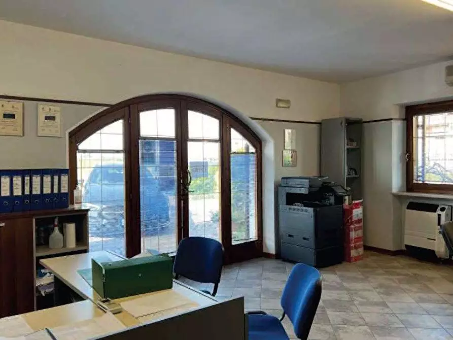 Immagine 15 di Laboratorio in vendita  in Via Riccadonna  1 a Zevio