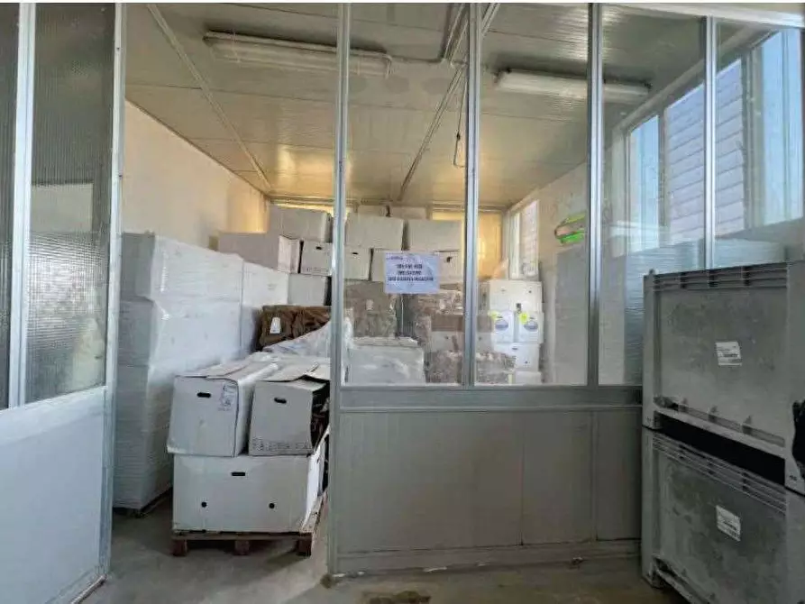 Immagine 28 di Laboratorio in vendita  in Via Riccadonna  1 a Zevio