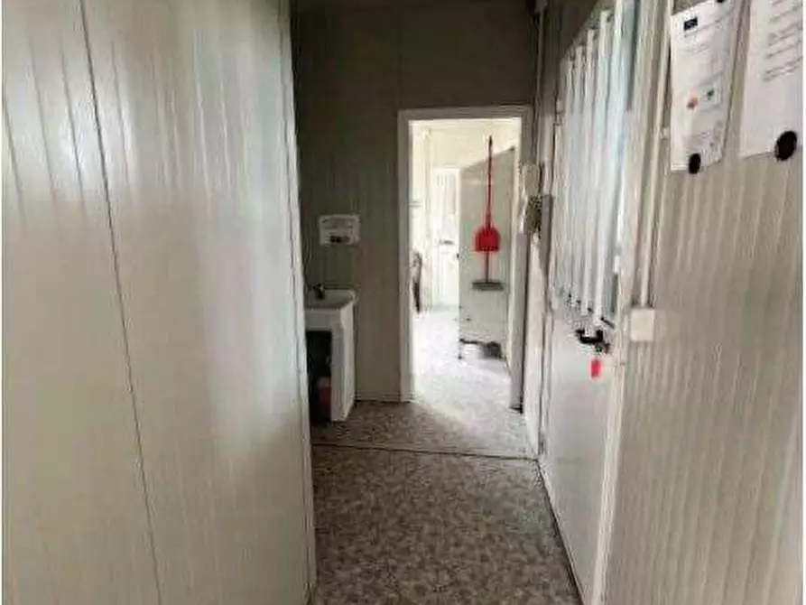 Immagine 29 di Laboratorio in vendita  in Via Riccadonna  1 a Zevio