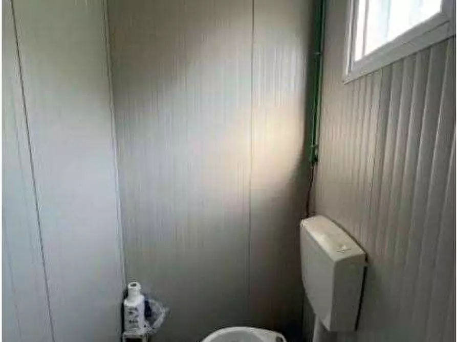 Immagine 30 di Laboratorio in vendita  in Via Riccadonna  1 a Zevio