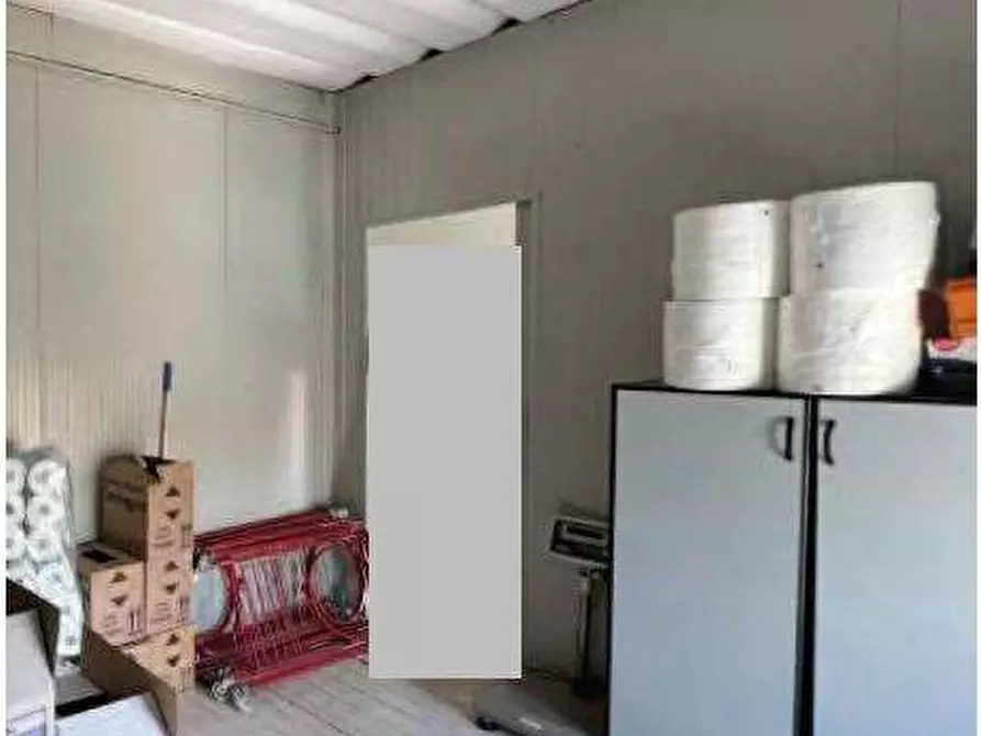 Immagine 38 di Laboratorio in vendita  in Via Riccadonna  1 a Zevio