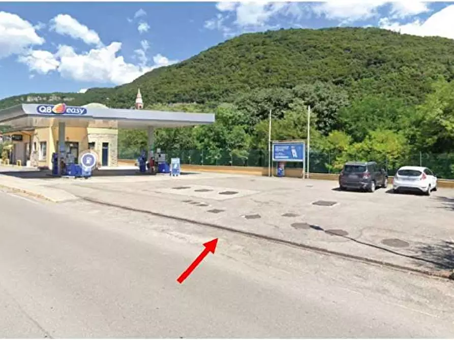 Immagine 1 di Negozio in vendita  in Via Tubaldini 8 a Grezzana