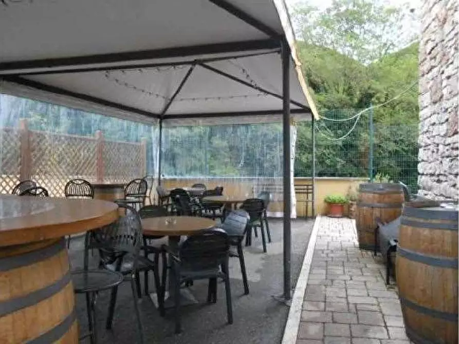 Immagine 26 di Negozio in vendita  in Via Tubaldini 8 a Grezzana