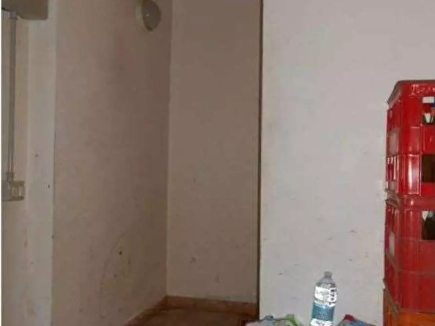 Immagine 43 di Negozio in vendita  in Via Tubaldini 8 a Grezzana