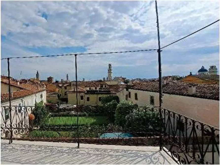 Immagine 7 di Appartamento in vendita  in Vicolo cieco coeli 12 a Verona