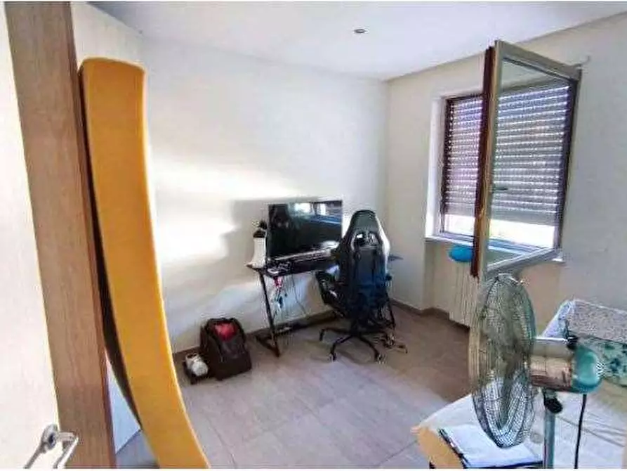 Immagine 11 di Appartamento in vendita  in Via Antonio Labriola 19 a Villafranca Di Verona