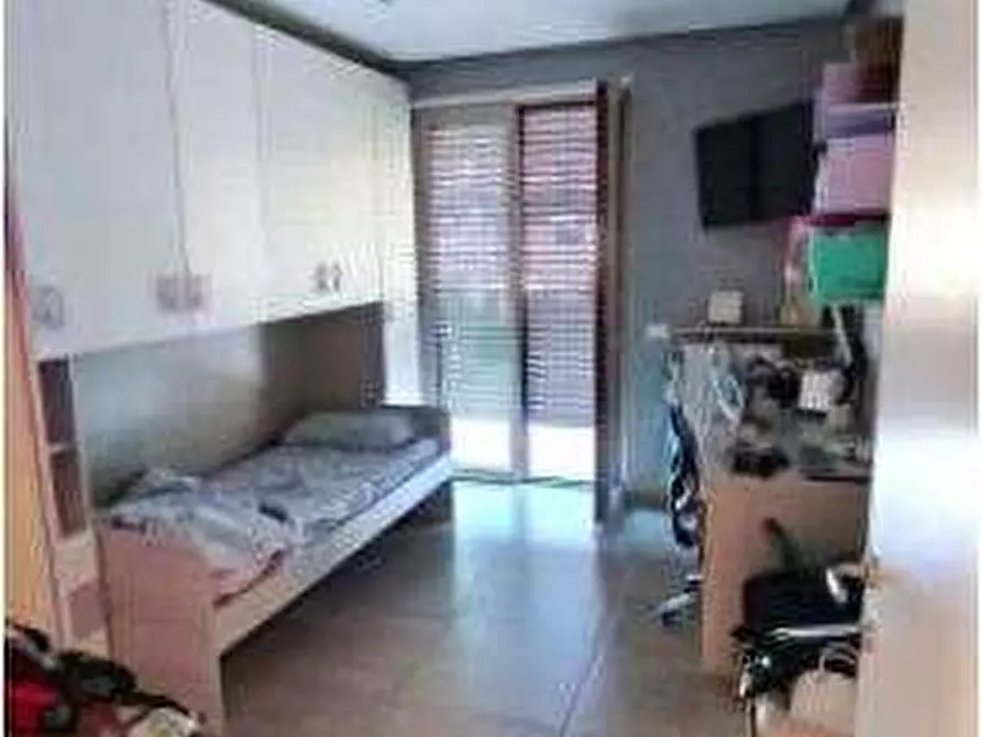 Immagine 14 di Appartamento in vendita  in Via Antonio Labriola 19 a Villafranca Di Verona