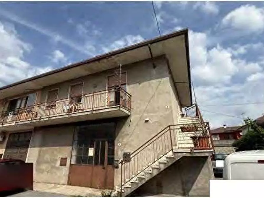 Immagine 1 di Appartamento in vendita  in Via G. Garibaldi  7 a Chiampo