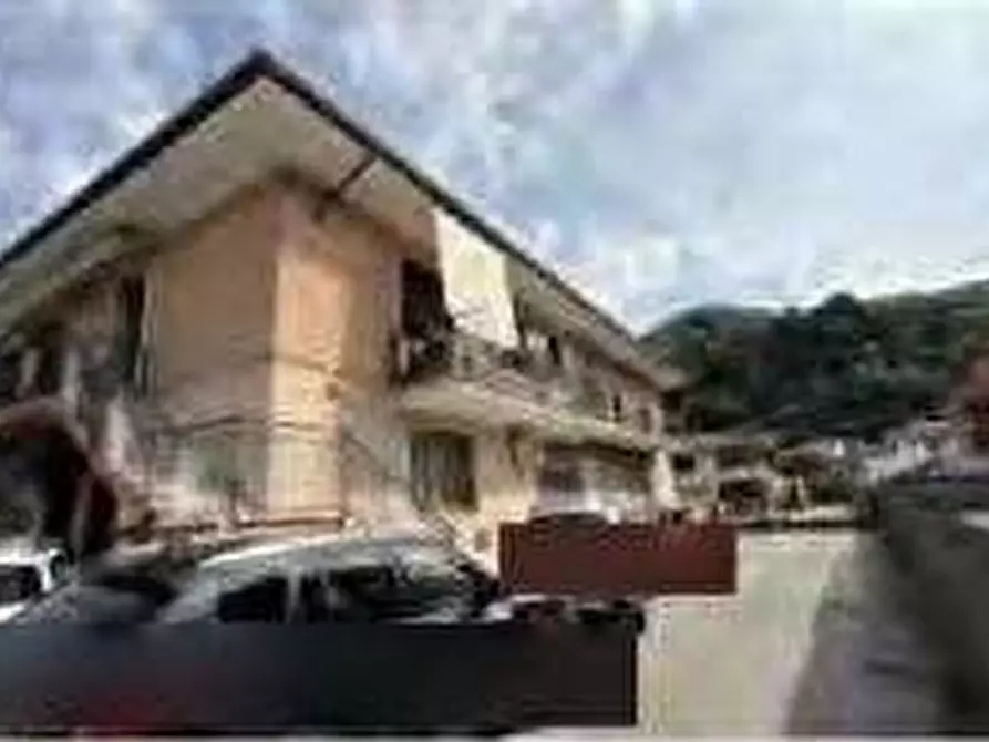 Immagine 3 di Appartamento in vendita  in Via G. Garibaldi  7 a Chiampo