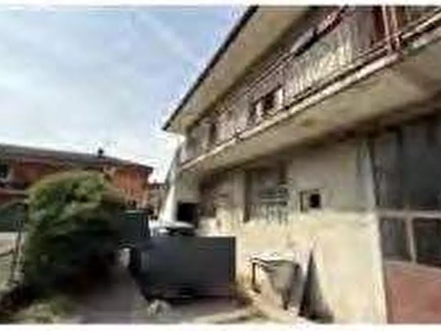 Immagine 4 di Appartamento in vendita  in Via G. Garibaldi  7 a Chiampo