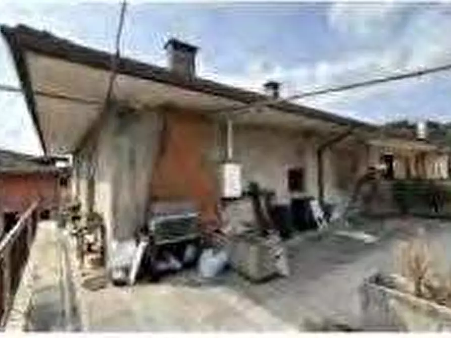 Immagine 10 di Appartamento in vendita  in Via G. Garibaldi  7 a Chiampo