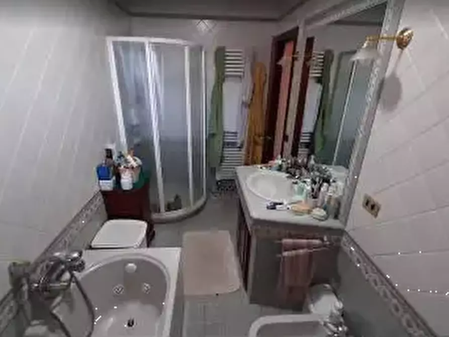 Immagine 28 di Villetta a schiera in vendita  in Via risorgimento 19 a Lazise