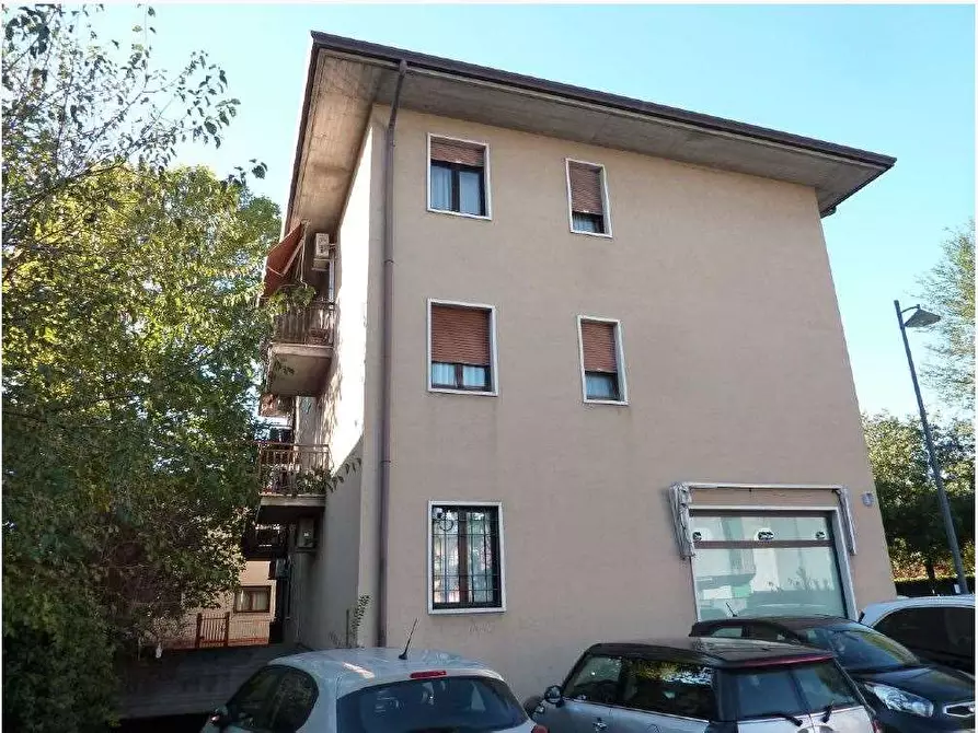 Immagine 4 di Appartamento in vendita  in Via Radisi 22 a San Martino Buon Albergo