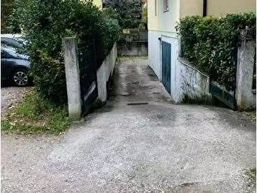 Immagine 5 di Appartamento in vendita  in Via Vllafranca 66 a Verona