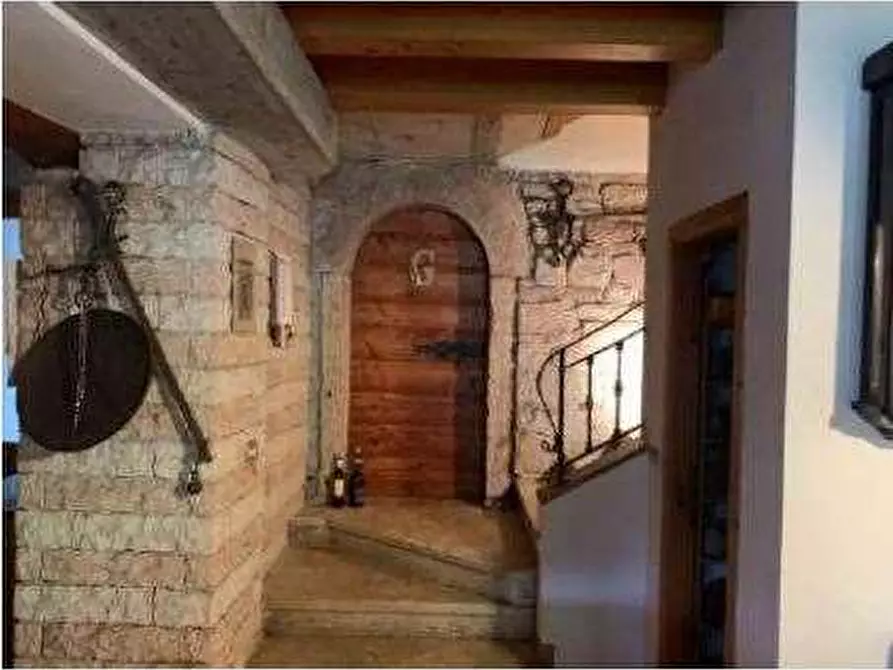 Immagine 13 di Porzione di casa in vendita  in Contrada Cenise di Sotto Valdiporro snc a Bosco Chiesanuova