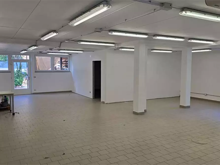 Immagine 11 di Magazzino in affitto  in via dell'artigianato a Predazzo